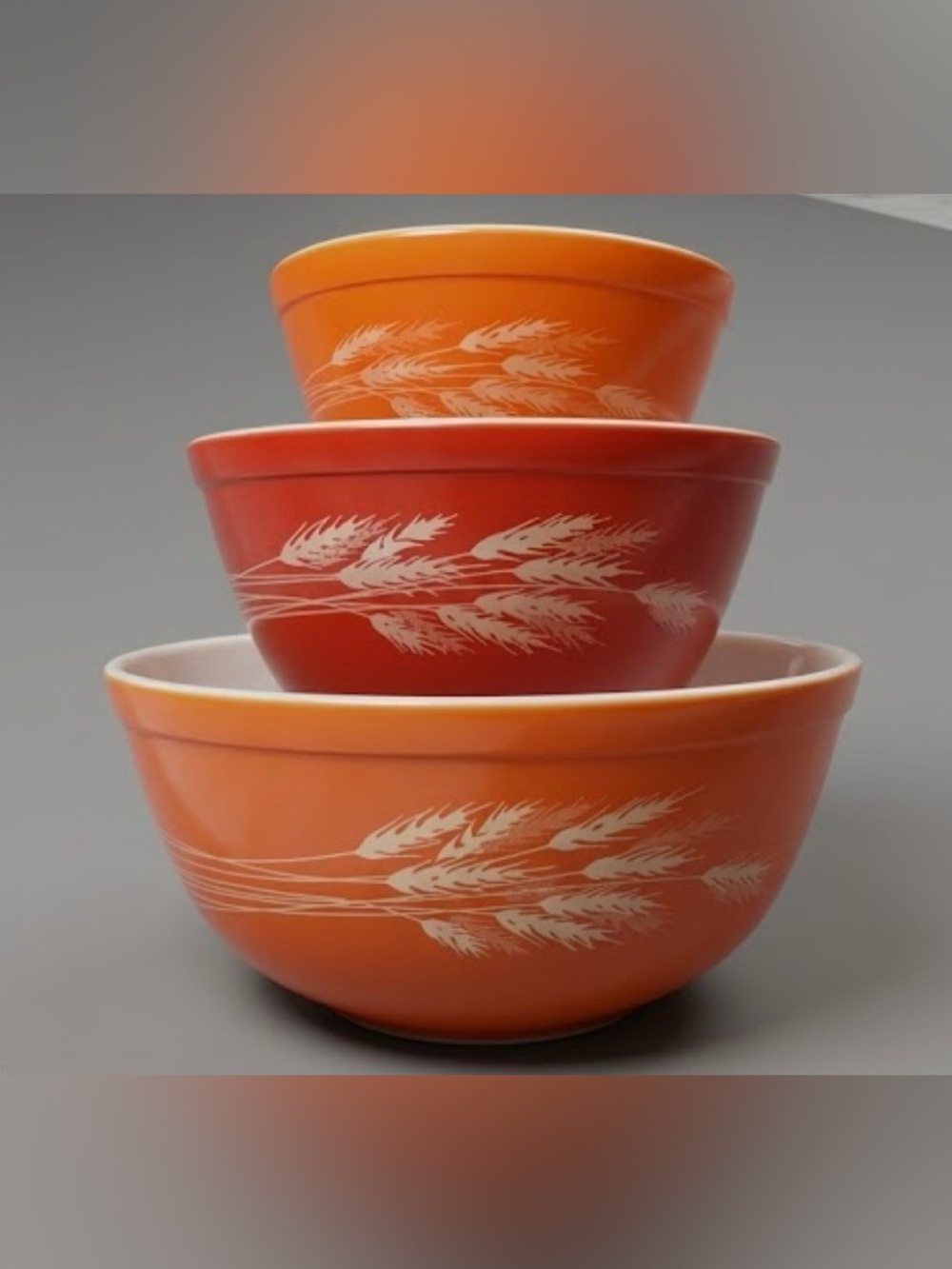 Vintage Pyrex Autumn Harvest Three-Piece Nesting Mixing Bowl Set